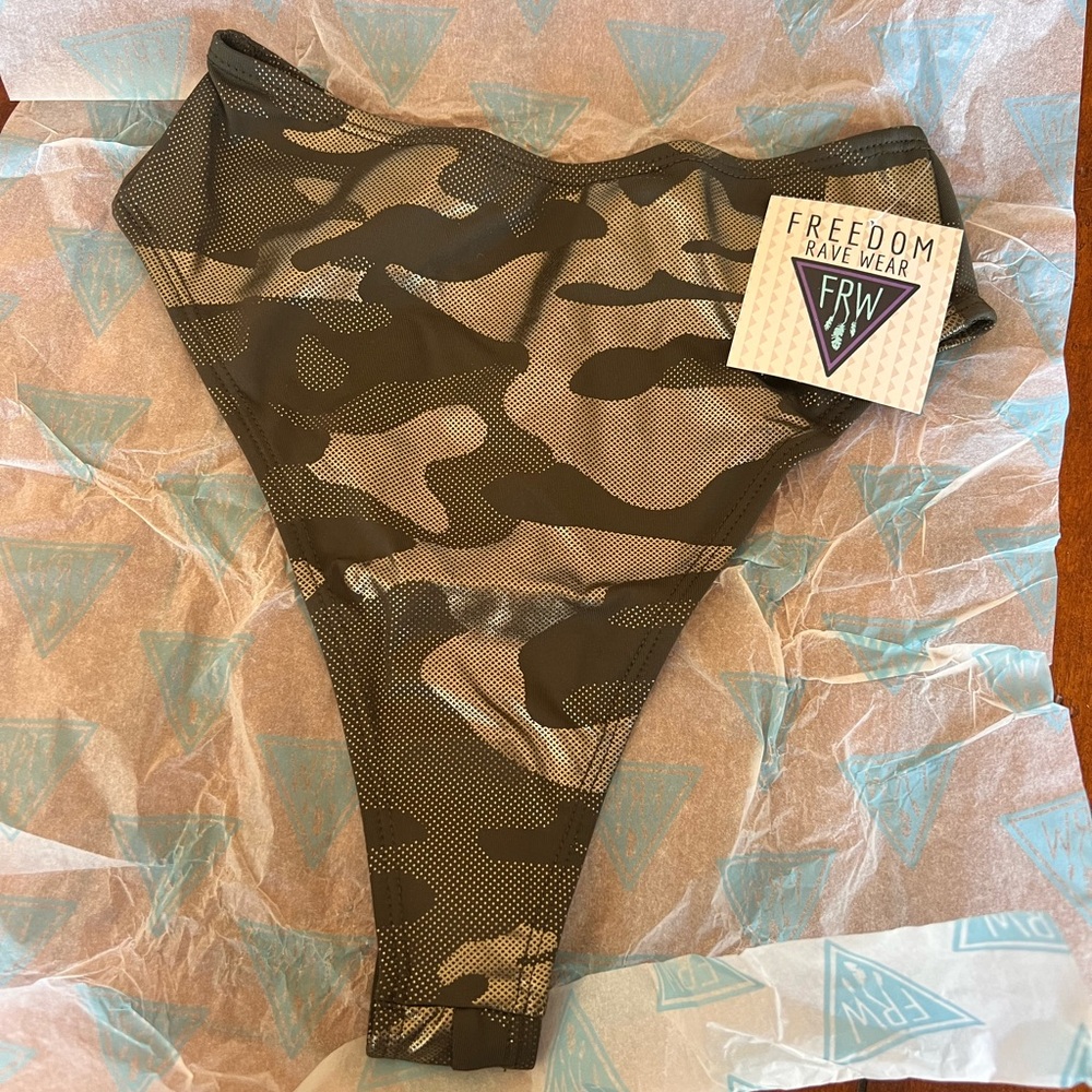 Freedom Ravewear bottoms - Picture 2 of 2